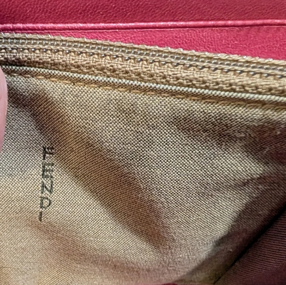 Fendi Vitello Birkin Logo Zip Around Wallet - Rosa (Metallic Pink)